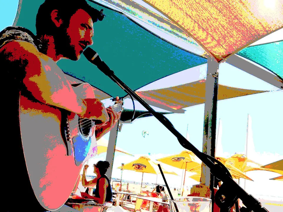 Beach club crowd